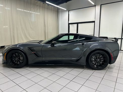 Used 2017 Chevrolet Corvette Grand Sport w/ Z07 Performance Package RWD image 11