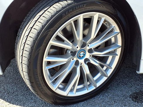 Used 2024 BMW 330e xDrive AWD/4WD image 25