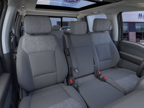 New 2026 Ford F250 XLT w/ XLT Premium Package AWD/4WD image 10