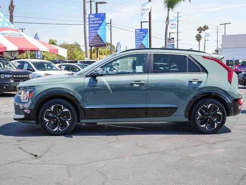 Used 2024 Kia Niro Wind FWD image 30
