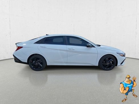 New 2026 Hyundai Elantra SEL Sport image 4