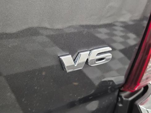 Used 2020 Toyota Tacoma 2WD Double Cab image 7