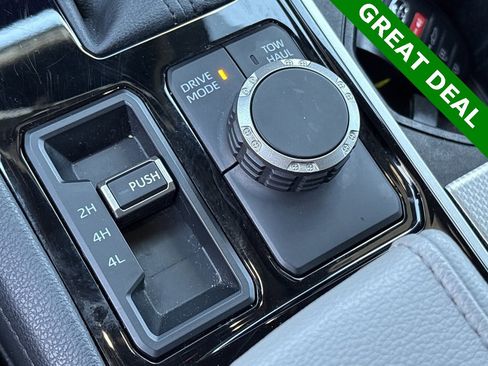 Used 2025 Toyota Sequoia Limited image 22