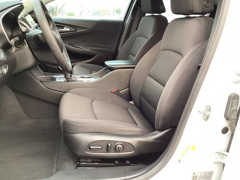 Used 2023 Chevrolet Malibu LT FWD image 13