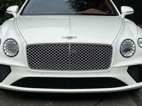 Used 2020 Bentley Continental GT image 43