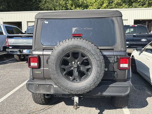 Used 2022 Jeep Wrangler Unlimited Sport AWD/4WD image 17