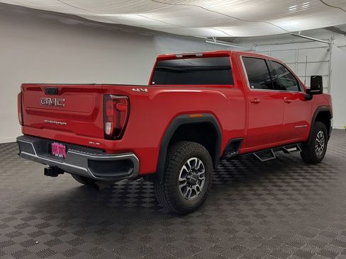 Used 2022 GMC Sierra 2500 SLE w/ SLE Convenience Package AWD/4WD image 9
