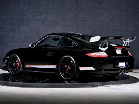 Used 2011 Porsche 911 GT3 RS 4.0 RWD image 3