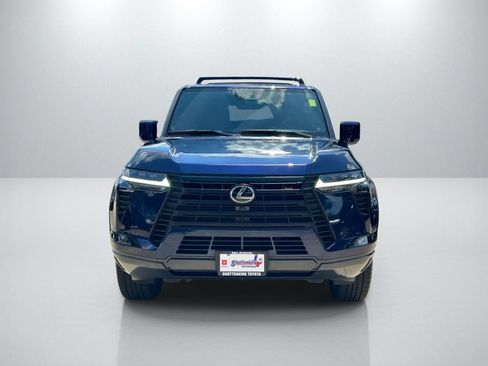 Used 2024 Lexus GX 550 w/ Accessory Package (Z1) AWD/4WD image 2