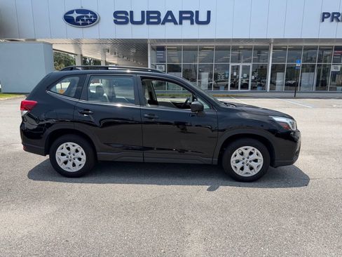 Used 2021 Subaru Forester AWD/4WD image 2