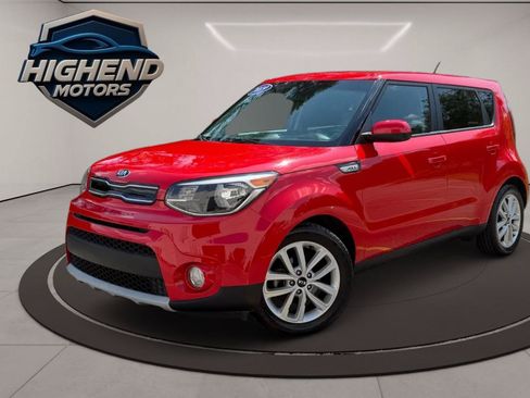 Used 2019 Kia Soul + FWD image 2