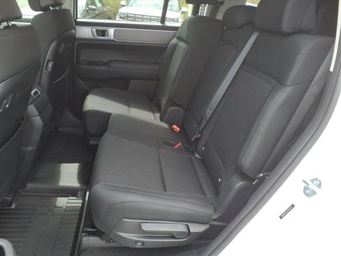 New 2026 Hyundai Santa Fe SE image 7