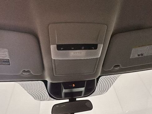 Used 2023 Nissan Rogue FWD image 25