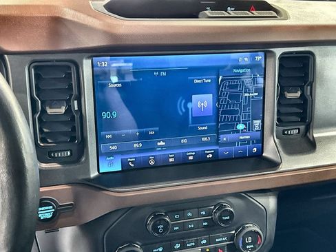Used 2024 Ford Bronco Outer Banks AWD/4WD image 19