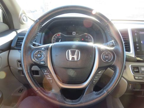 Used 2017 Honda Pilot EX-L image 12