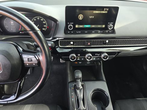 Used 2022 Honda Civic Sport image 17