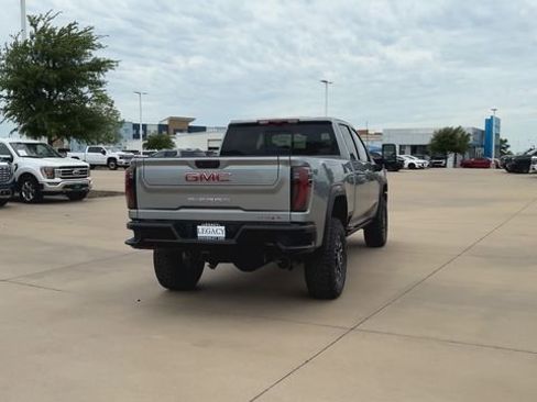 New 2026 GMC Sierra 2500 AT4X AWD/4WD image 9