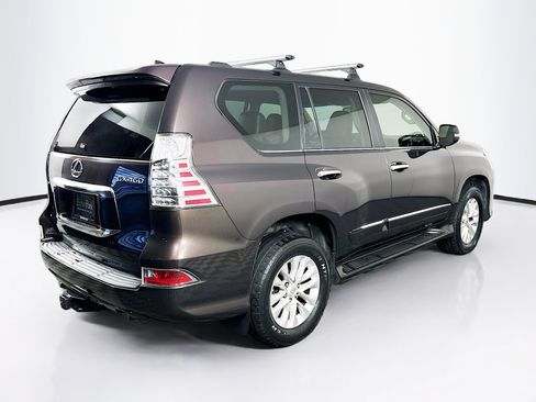 Used 2016 Lexus GX 460 w/ Premium Package AWD/4WD image 9