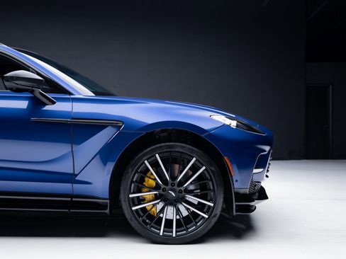 Used 2023 Aston Martin DBX 707 image 40