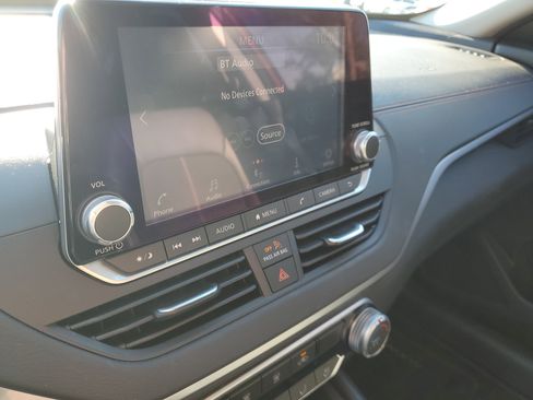 Certified 2021 Nissan Altima 2.5 SR image 26