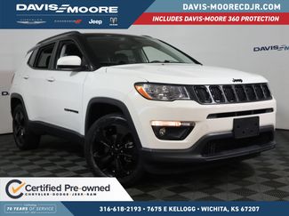 Used 2020 Jeep Compass Latitude image 1