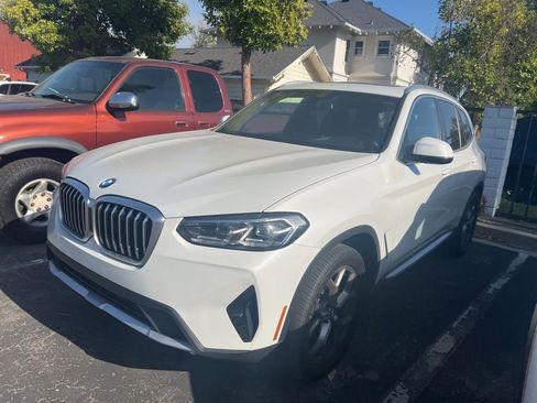 Used 2022 BMW X3 xDrive30i w/ Convenience Package AWD/4WD image 3