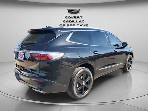 Used 2023 Buick Enclave Essence w/ Experience Buick Package image 9