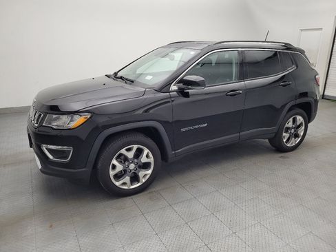 Used 2018 Jeep Compass Limited w/ Navigation Group AWD/4WD image 2