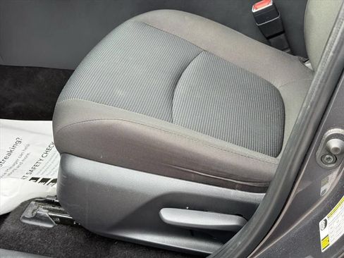 Certified 2025 Toyota RAV4 LE AWD/4WD image 16