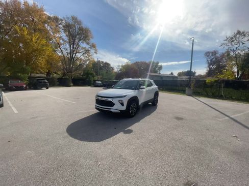 Used 2025 Chevrolet TrailBlazer LT image 10