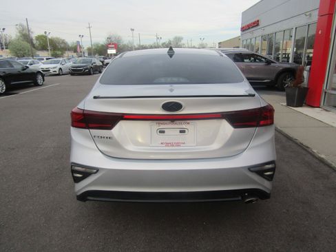 Used 2019 Kia Forte LXS image 6