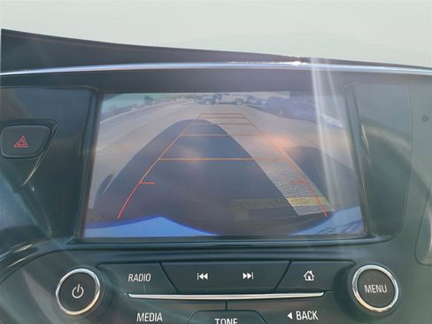 Used 2017 Buick Envision Essence image 23