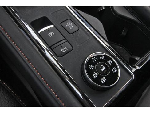 Certified 2025 Nissan Pathfinder Rock Creek AWD/4WD image 30