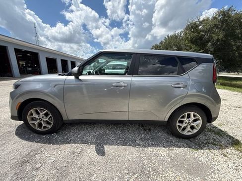 Certified 2024 Kia Soul LX w/ Option Group 015 FWD image 8