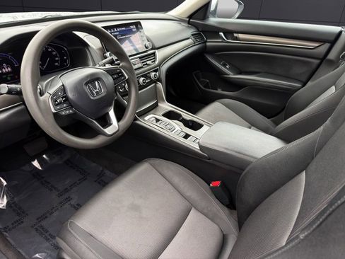 Used 2021 Honda Accord Hybrid image 12