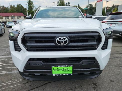 New 2025 Toyota Tacoma SR image 8