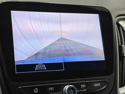 Used 2023 Chevrolet Malibu LS FWD image 7