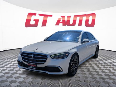 Used 2021 Mercedes-Benz S 580 4MATIC Sedan image 2