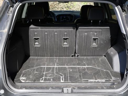 Used 2023 GMC Terrain AT4 w/ LPO, Floor Liner Package AWD/4WD image 30