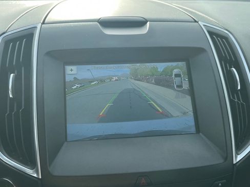 Used 2017 Ford Edge Titanium w/ Equipment Group 301A image 11