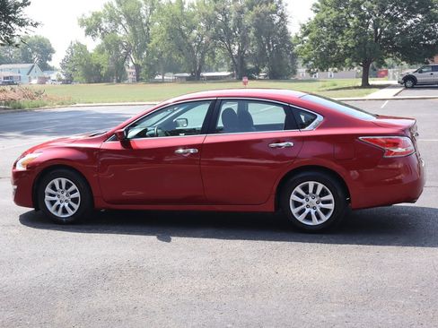 Used 2014 Nissan Altima 2.5 S FWD image 8