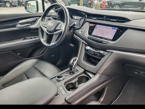 Certified 2023 Cadillac XT5 Premium Luxury AWD/4WD image 27
