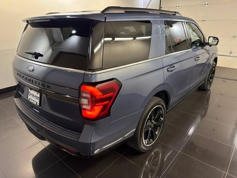 Certified 2023 Ford Expedition Limited AWD/4WD image 6