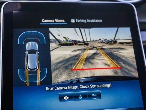 Used 2024 Mercedes-Benz GLC 300 image 22