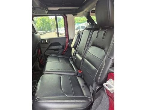 Used 2021 Jeep Wrangler Unlimited Sahara w/ Cold Weather Group AWD/4WD image 20
