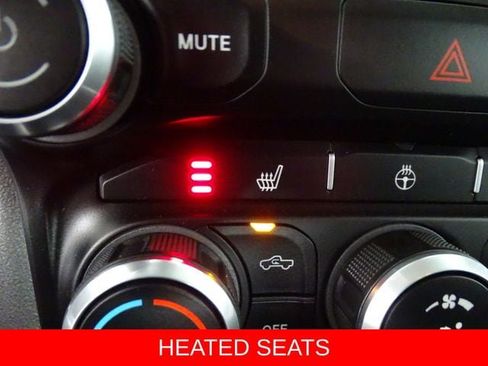 Used 2022 RAM 1500 Big Horn w/ Night Edition AWD/4WD image 13
