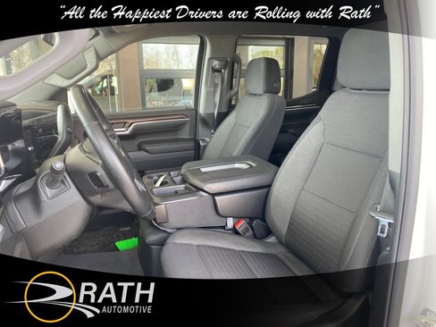 Used 2025 Chevrolet Silverado 1500 LT image 10