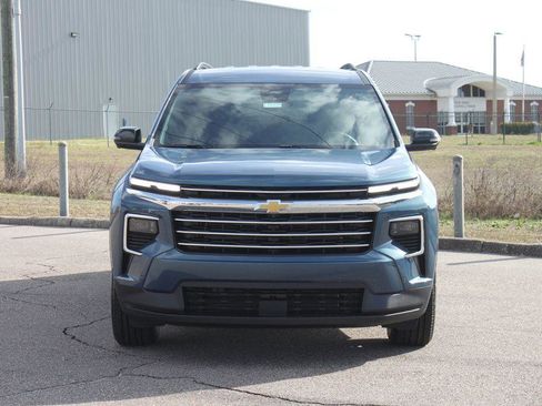 New 2026 Chevrolet Traverse LT w/ Enhanced Driving Package image 3