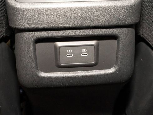 New 2026 Nissan Pathfinder SV image 9