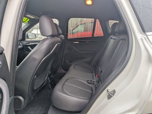 Used 2016 BMW X1 xDrive28i image 9